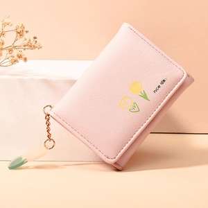 Women Short Wallet PU Leather Tri-fold Cute Tulip Print Floral Purse With Heart Flower Charm Card Slots Photo Window