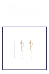 Detail view of long star pearl tassel earrings with 8.0cm length and 1.2cm width