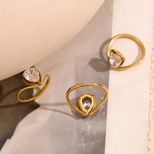 18K gold plated stainless steel ring featuring a pear-cut white zircon in a minimalist design
