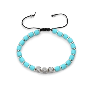 Himmelblaues Perlenarmband mit silbernen Mikro-Pave-Anhängern und verstellbarer Kordel