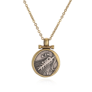 Collier avec pendentif pièce romaine vintage Mars en relief et chaîne dorée