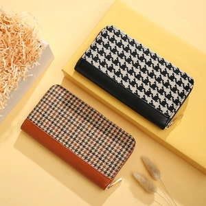 Portefeuille long rétro en tissu pied-de-poule avec fermeture éclair en noir et marron
