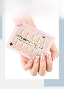 Short almond press-on nails in nude pink with a high gloss finish in a gift box