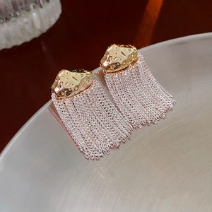 Boucles d'oreilles pendantes à franges de chaîne dorées au design lava métal de luxe chic