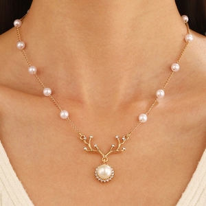Elegant Alloy Elk Antler Artificial Pearl Pendant Necklace For Women Christmas Gift Zirconia Inlaid Clavicle Chain Fashion Jewelry