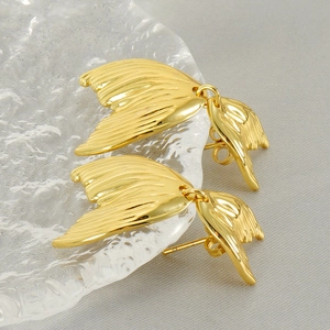 Boucles d'oreilles pendantes queue de poisson en acier inoxydable doré au fini poli miroir