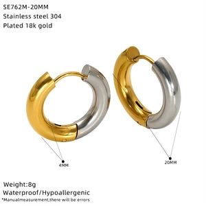 Minimalist 20mm two-tone stainless steel hoop earrings plated in 18k gold for women
