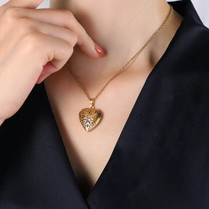18K gold plated heart locket necklace with crystal and intricate hollow engraving
