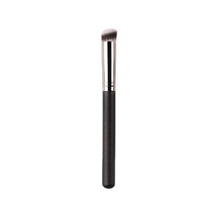 Professional angled 170 foundation and contour brush with soft synthetic bristles