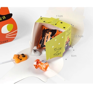 Détail de la boîte cadeau pliable Halloween citrouille avec motif de chat noir