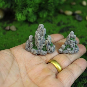 Miniature resin rockery mountain figurines with green moss for succulent landscape decor