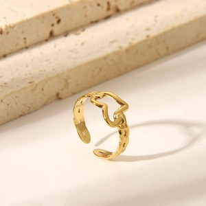 Bague ouverte coeur évidé doré sur base en pierre bijou minimaliste réglable pour femme