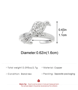 Detailed view of flying bird ring showing 2.7g weight and 1.6cm diameter specs