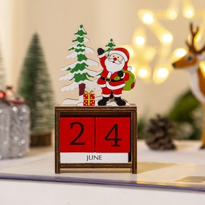 Kerst houten aftelkalender met kerstman en feestelijke boom decoratie ornamenten