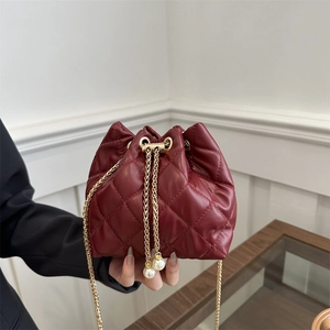 Quilted Diamond Pattern Bucket Bag PU Leather Elegant Drawstring Crossbody Bag With Gold Chain And Artificial Pearl Decor For Women