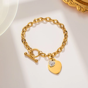 Golden heart pendant bracelet with OT toggle clasp and chunky chain link design