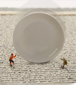 Detail of durable kitchen floor mat showing shock absorption for dropped dishes