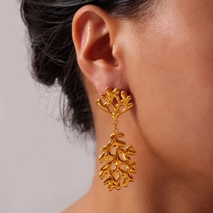 Vintage conch weave design gold plated titanium steel hollow drop earrings for women