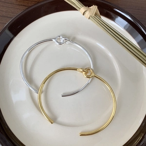 Minimalist S925 sterling silver knotted cuff bracelets in gold and silver finish