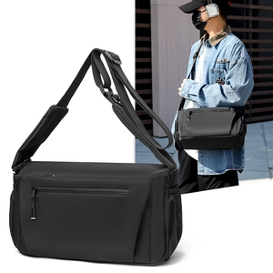 Men Crossbody Bag Waterproof Nylon Large Capacity Messenger Bag For Daily Travel Urban Minimalist Shoulder Bag Solid