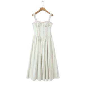 Abito midi floreale a trapezio con spalline sottili e scollo a cuore bianco avorio