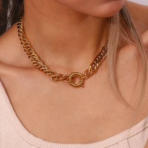 18K gold-plated chunky Cuban chain necklace featuring a bold round spring ring clasp
