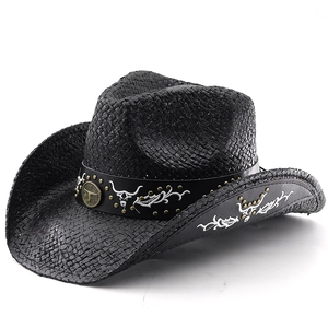 Chapeau de cowboy en paille noire avec broderie tête de taureau et bandeau cuir