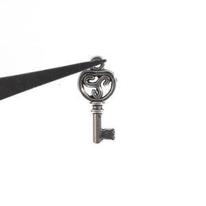 Silver triskele symbol metal key pendant for DIY jewelry making and necklace crafts