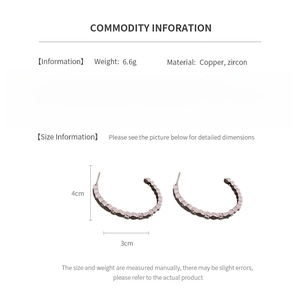 Spécifications de taille pour boucles d'oreilles créoles C en cuivre et zircon