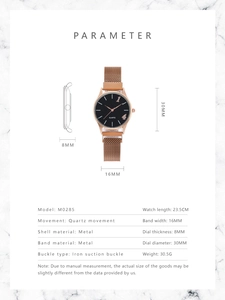 Détails de la montre à quartz or rose avec cadran noir et bracelet magnétique