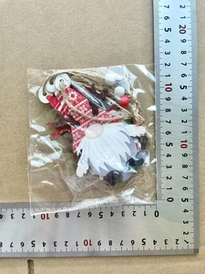 Detailed size measurement of cartoon reindeer and gnome wooden Christmas tree ornaments