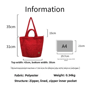 Tabella taglie borsa tote rossa in peluche con larghezza 43cm e capacità foglio A4