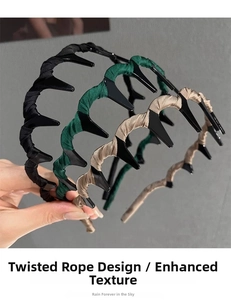 Three-piece set of woven fabric headbands with anti-slip inner teeth in neutral colors
