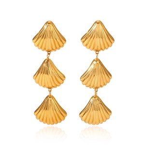 Triple layered 18k gold plated scallop shell dangle earrings with high gloss finish