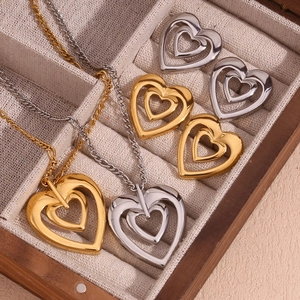 18K gold plated stainless steel double heart pendant necklace in a luxury jewelry box