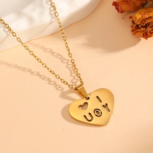 Elegante vergoldete Edelstahl-Herzkette mit I Love You Ausschnitt-Design für Frauen