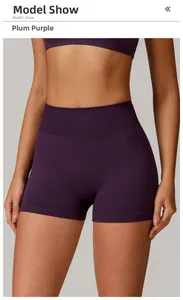 Détail du short de yoga sans couture prune avec ceinture de soutien large à taille haute