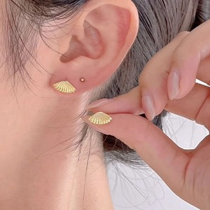 Shell Stud Earrings 925 Sterling Silver Fan Shaped Minimalist Elegant Accessory For Women