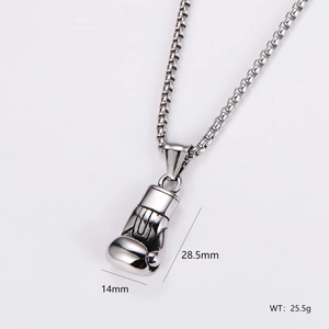 Detail view of silver boxing glove pendant with dimensions 28.5mm x 14mm and 25.5g weight