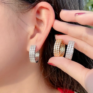 Fashion round hoop earrings for women inlaid with zircon in silver and gold finishes