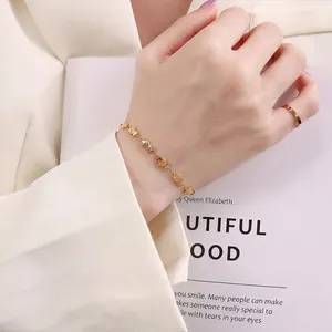 Cute Fish Link Bracelet 18K Gold Plated Titanium Steel Japanese Minimalist Style Niche Design Jewelry For Women
