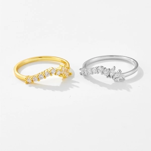 Minimalist S925 sterling silver wave rings with sparkling cubic zirconia in gold and silver