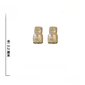 Detailed view of gold square rhinestone drop earrings with precise dimensions and size scale