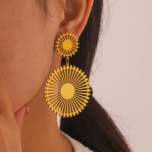 Minimalist vintage sun flower 18k gold plated stainless steel hoop earrings on model