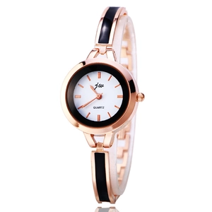 Fashionable rose gold women's quartz watch with elegant black enamel chain bracelet