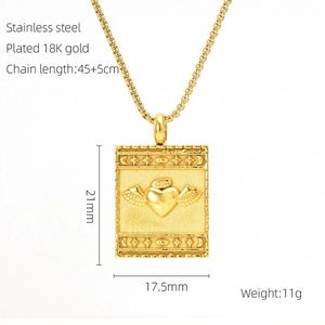 Détail du pendentif cœur ailé en acier plaqué or 18K avec dimensions et poids indiqués