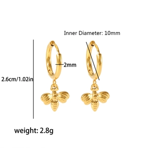 Detail showing 18K gold stainless steel bee hoop earrings dimensions and weight metrics