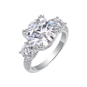 Elegant silver 925 three-stone ring with a 5-carat round moissanite in a classic 45-degree view