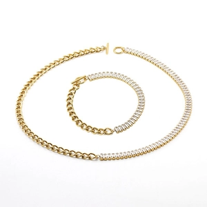 Collier Bracelet À Maillons Cubains Épissés Acier Inoxydable Plaqué Or 18K Zircone Cubique Fermoir À Bascule