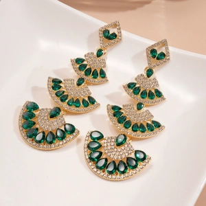 Vintage emerald green fan earrings with layered gold plating and white rhinestones